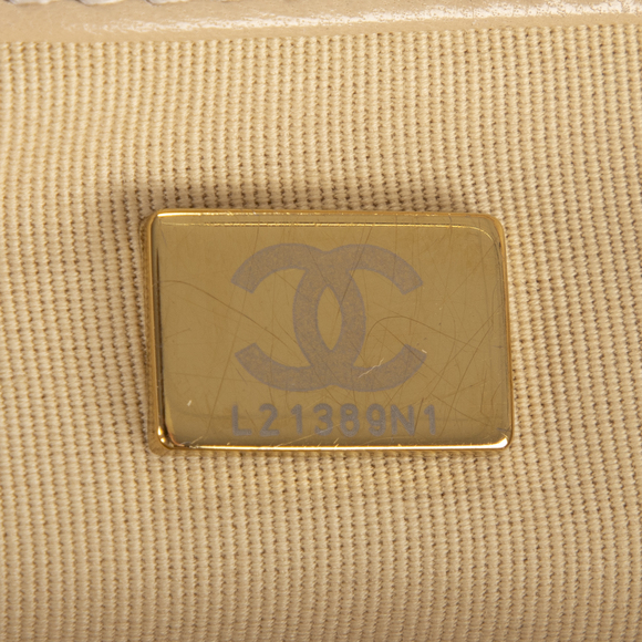 Chanel 19 Flap - Picture 11 of 11